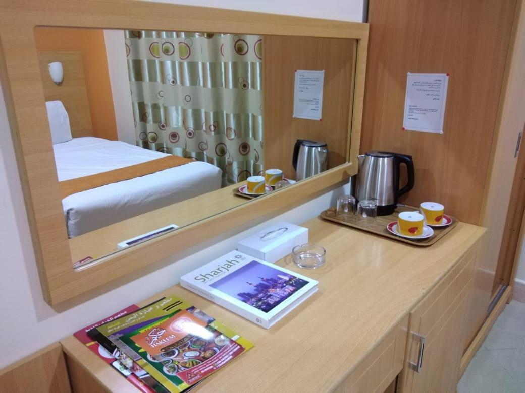 Al Salam Inn Hotel Suites Dubai Bagian luar foto